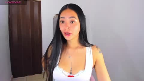 Nathalie online show from June 11, 2026, 4:49 pm
