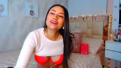 Snapshot of nathalierose_1 chatting on July 12, 2026, 10:06 am Nathalie Rose online show from July 12, 2026, 10:06 am