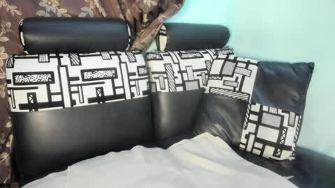 Nathaly online show from March 30, 2026, 10:00 pm