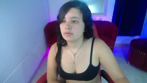 nathaly low online show from July 2, 2026, 12:22 pm