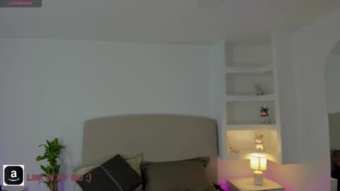 Snapshot of nathalyn05 chatting on March 12, 2026, 10:43 am NATHALY online show from March 12, 2026, 10:43 am