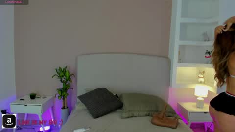 Snapshot of nathalyn05 chatting on April 6, 2026, 10:49 am NATHALY online show from April 6, 2026, 10:49 am