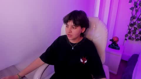 nathalyy_ds online show from February 3, 2026, 7:08 pm