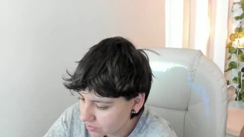 nathalyy_ds online show from April 12, 2026, 5:18 pm