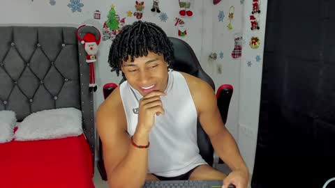 Snapshot of nathan_sexy247 chatting on December 19, 2024, 2:01 am Nathan online show from December 19, 2024, 2:01 am