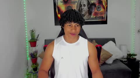 Snapshot of nathan_sexy247 chatting on January 22, 2025, 12:27 am Nathan online show from January 22, 2025, 12:27 am