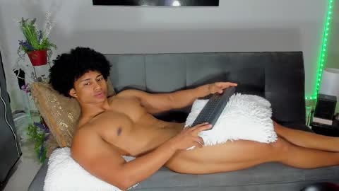 Snapshot of nathan_sexy247 chatting on October 9, 2025, 3:21 pm Nathan online show from October 9, 2025, 3:21 pm