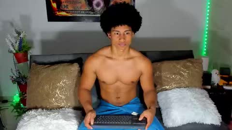 Snapshot of nathan_sexy247 chatting on October 20, 2025, 12:44 am Nathan online show from October 20, 2025, 12:44 am