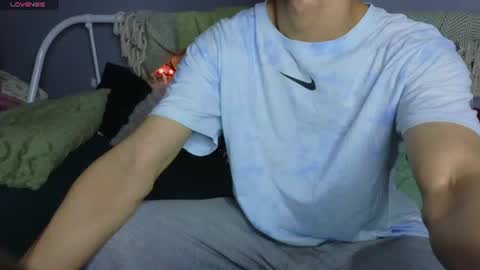 Snapshot of nathanbruce chatting on July 1, 2026, 6:26 am N A T H AN online show from July 1, 2026, 6:26 am