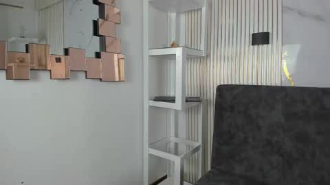 nathasha_ggh online show from December 5, 2025, 7:17 am