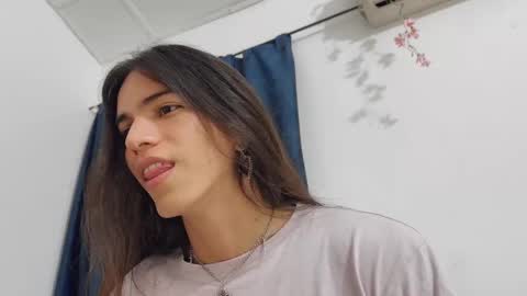 Snapshot of nati_sm chatting on October 13, 2025, 2:11 am Nati online show from October 13, 2025, 2:11 am