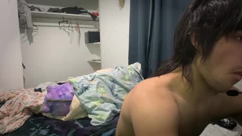 native_boy2 online show from September 9, 2025, 7:41 am