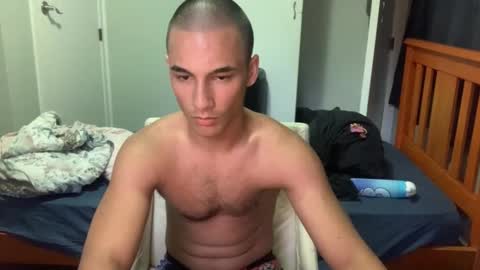 native_boy2 online show from January 7, 2026, 7:44 am