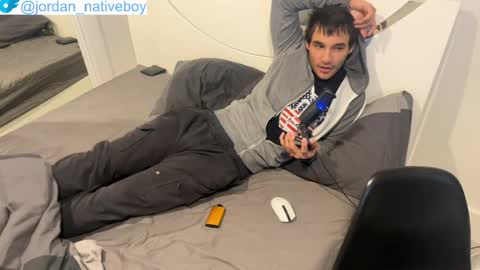 native_boy2 online show from May 25, 2026, 8:48 pm