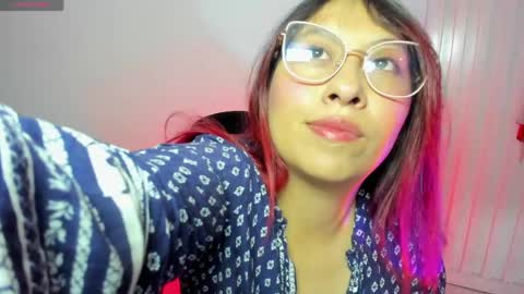 Snapshot of natt15 chatting on June 3, 2026, 10:04 pm Natalia online show from June 3, 2026, 10:04 pm