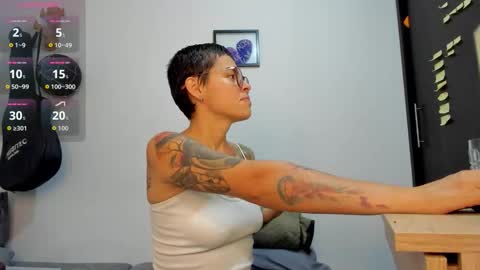 natt_op online show from November 7, 2025, 11:38 pm