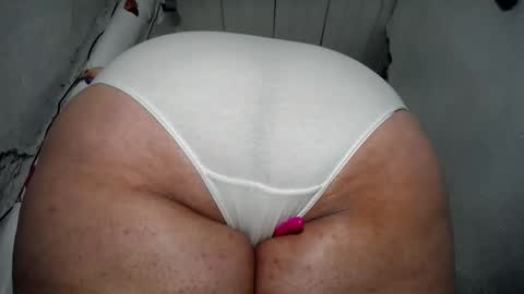 Snapshot of nattasha_foxx chatting on February 16, 2026, 12:07 am natalia online show from February 16, 2026, 12:07 am