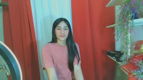 Natty online show from March 4, 2025, 1:28 pm