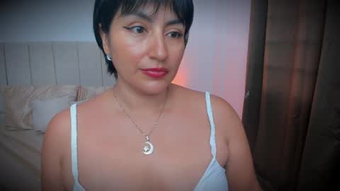 Snapshot of natty_bush chatting on March 30, 2026, 7:04 pm Nathalie online show from March 30, 2026, 7:04 pm