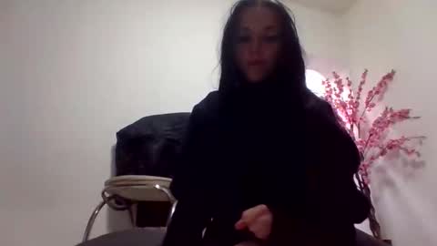 Snapshot of natty_chloe chatting on April 21, 2026, 5:36 am Chloe online show from April 21, 2026, 5:36 am