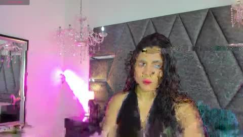 Naty online show from May 4, 2026, 11:39 am