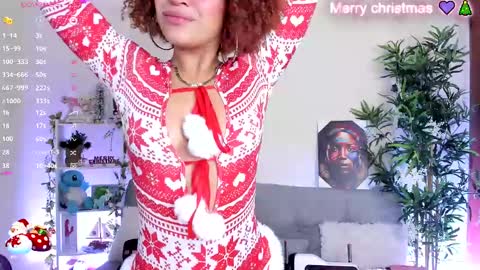 Snapshot of natty_romanof_1 chatting on December 19, 2024, 12:56 pm natty online show from December 19, 2024, 12:56 pm