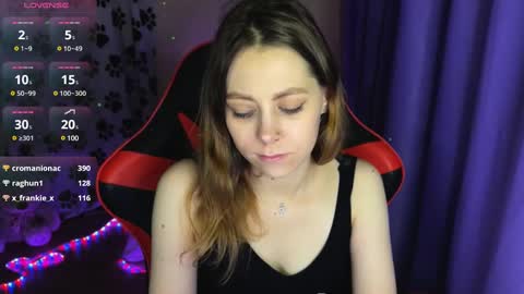 Snapshot of natural_babe666 chatting on December 15, 2024, 1:00 pm natural_babe666 online show from December 15, 2024, 1:00 pm