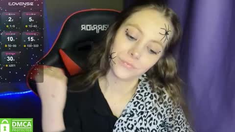 Snapshot of natural_babe666 chatting on October 24, 2025, 5:42 pm natural_babe666 online show from October 24, 2025, 5:42 pm