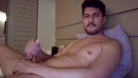 Snapshot of natural_dan chatting on December 23, 2024, 2:24 am natural_dan online show from December 23, 2024, 2:24 am