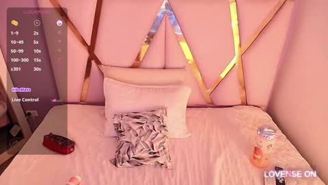 Sofia  online show from December 12, 2024, 3:21 am