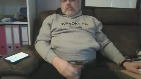 Snapshot of naturistmale45 chatting on January 17, 2025, 3:11 pm naturistmale45 online show from January 17, 2025, 3:11 pm