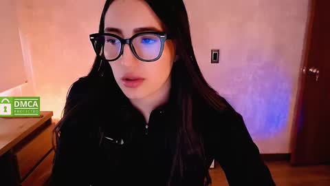 Natalia  Valeria online show from February 15, 2025, 4:56 pm