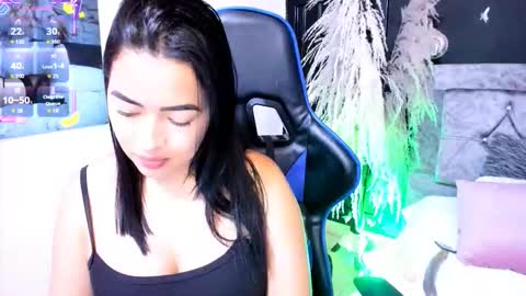 Natalia online show from December 2, 2025, 10:38 pm