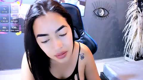 Natalia online show from August 4, 2026, 8:33 pm