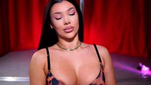 Snapshot of natydesiree chatting on January 11, 2025, 7:27 pm Naty online show from January 11, 2025, 7:27 pm