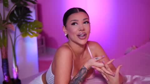 Snapshot of natydesiree chatting on March 11, 2025, 5:16 am Naty online show from March 11, 2025, 5:16 am