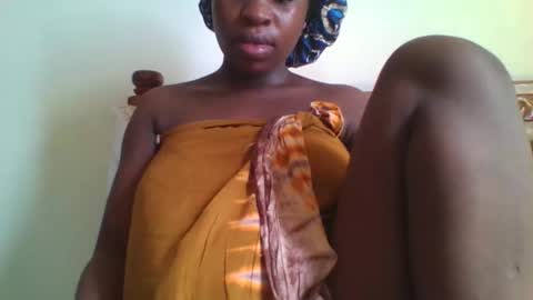 Snapshot of naughtisexy chatting on April 13, 2026, 6:41 am naughtisexy online show from April 13, 2026, 6:41 am