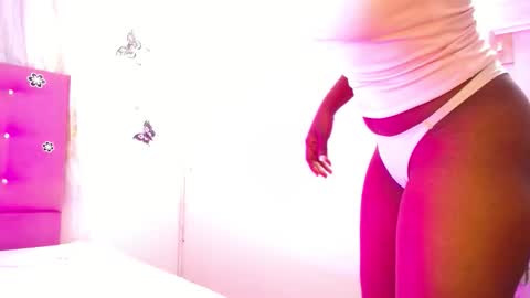 Snapshot of naughty_choko chatting on October 10, 2025, 3:05 am L I S S online show from October 10, 2025, 3:05 am
