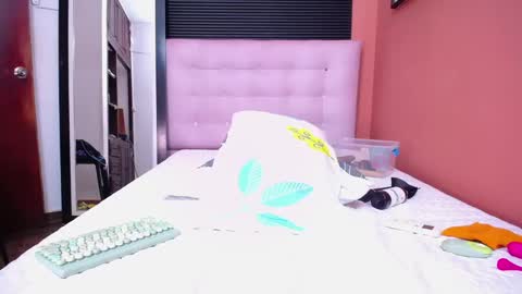 Snapshot of naughty_ebonyy chatting on February 21, 2025, 1:55 am SASHA online show from February 21, 2025, 1:55 am