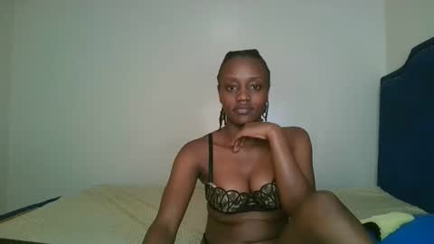 naughty_ellaa online show from September 26, 2025, 6:50 am