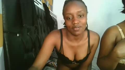 naughty_ellaa online show from October 11, 2025, 6:06 pm