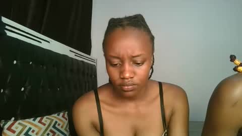 naughty_ellaa online show from October 12, 2025, 5:34 pm