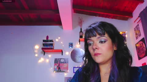 Snapshot of naughty_em_17 chatting on January 18, 2025, 1:30 am Em  please help me reach 100 thumbs up 3 online show from January 18, 2025, 1:30 am