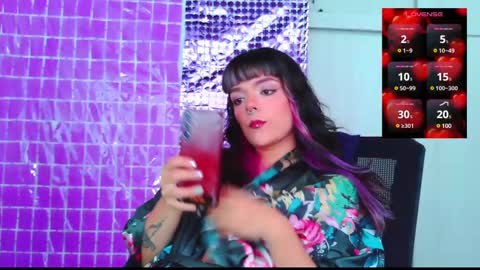 Snapshot of naughty_em_17 chatting on March 2, 2025, 4:32 pm Em  please help me reach 100 thumbs up 3 online show from March 2, 2025, 4:32 pm