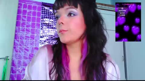 Snapshot of naughty_em_17 chatting on March 9, 2025, 6:11 pm Em  please help me reach 100 thumbs up 3 online show from March 9, 2025, 6:11 pm