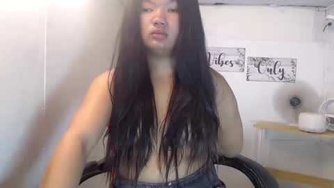 Snapshot of naughty_kate18 chatting on March 9, 2025, 7:48 pm KATE online show from March 9, 2025, 7:48 pm