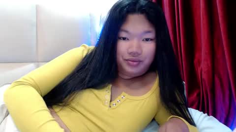 Snapshot of naughty_kate18 chatting on October 18, 2025, 5:14 pm KATE online show from October 18, 2025, 5:14 pm
