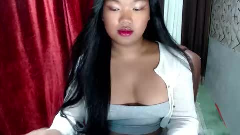 KATE online show from March 25, 2026, 1:39 pm