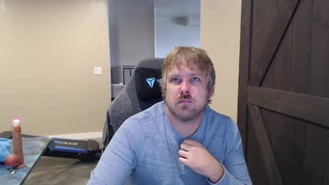 Snapshot of naughty_kinky1 chatting on March 31, 2026, 5:35 pm Naughty kinky1 online show from March 31, 2026, 5:35 pm