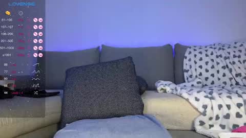 Snapshot of naughty_mari chatting on February 21, 2025, 9:34 am Naughty Mari online show from February 21, 2025, 9:34 am